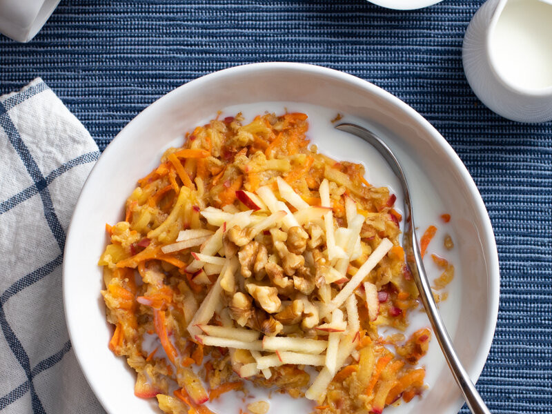 Easy Sweet Potato, Apple, and Cinnamon Breakfast Bowl